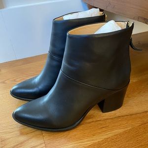 Nisolo ‘Dari’ boots